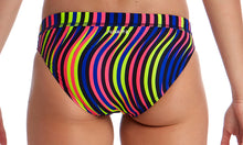 Load image into Gallery viewer, Womens Sports Brief Squiggle Piggle
