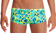 Load image into Gallery viewer, Boys Classic Trunks Stem Sell
