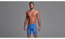 Load image into Gallery viewer, Mens Training Jammers Ticker Tape
